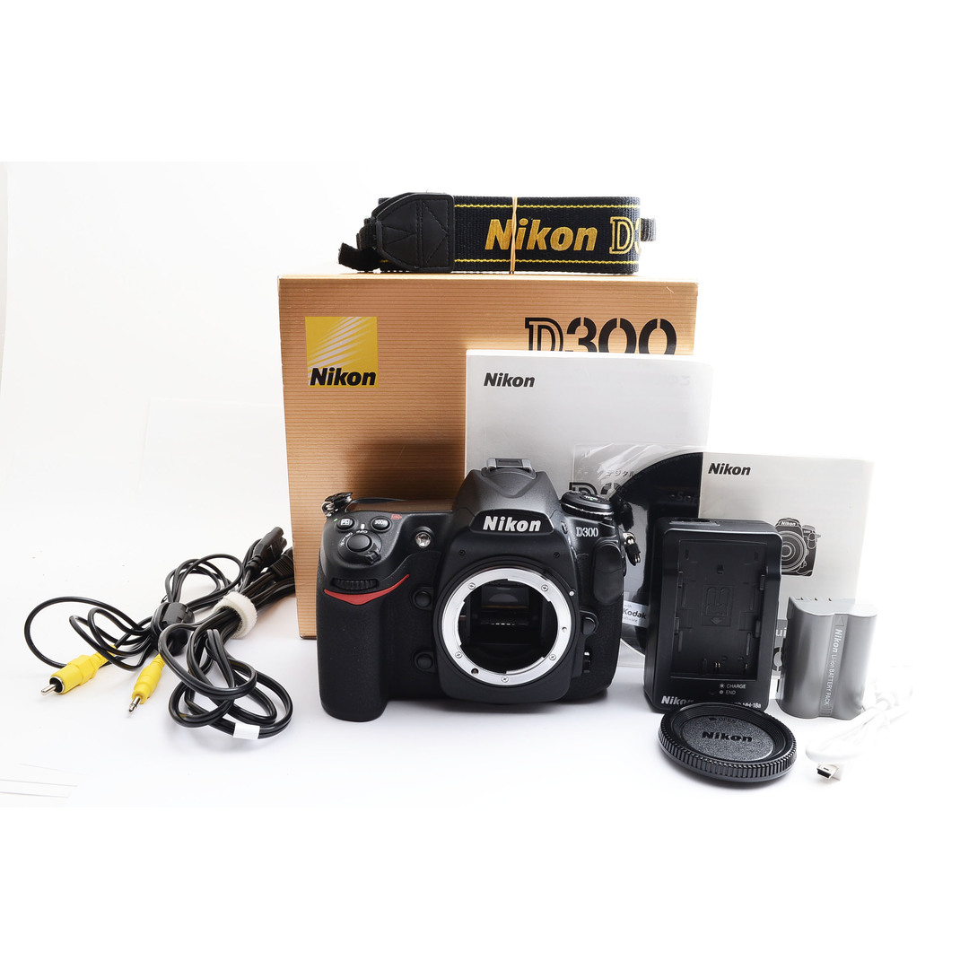 Nikon ニコン D300 ボディ シャッター数14751