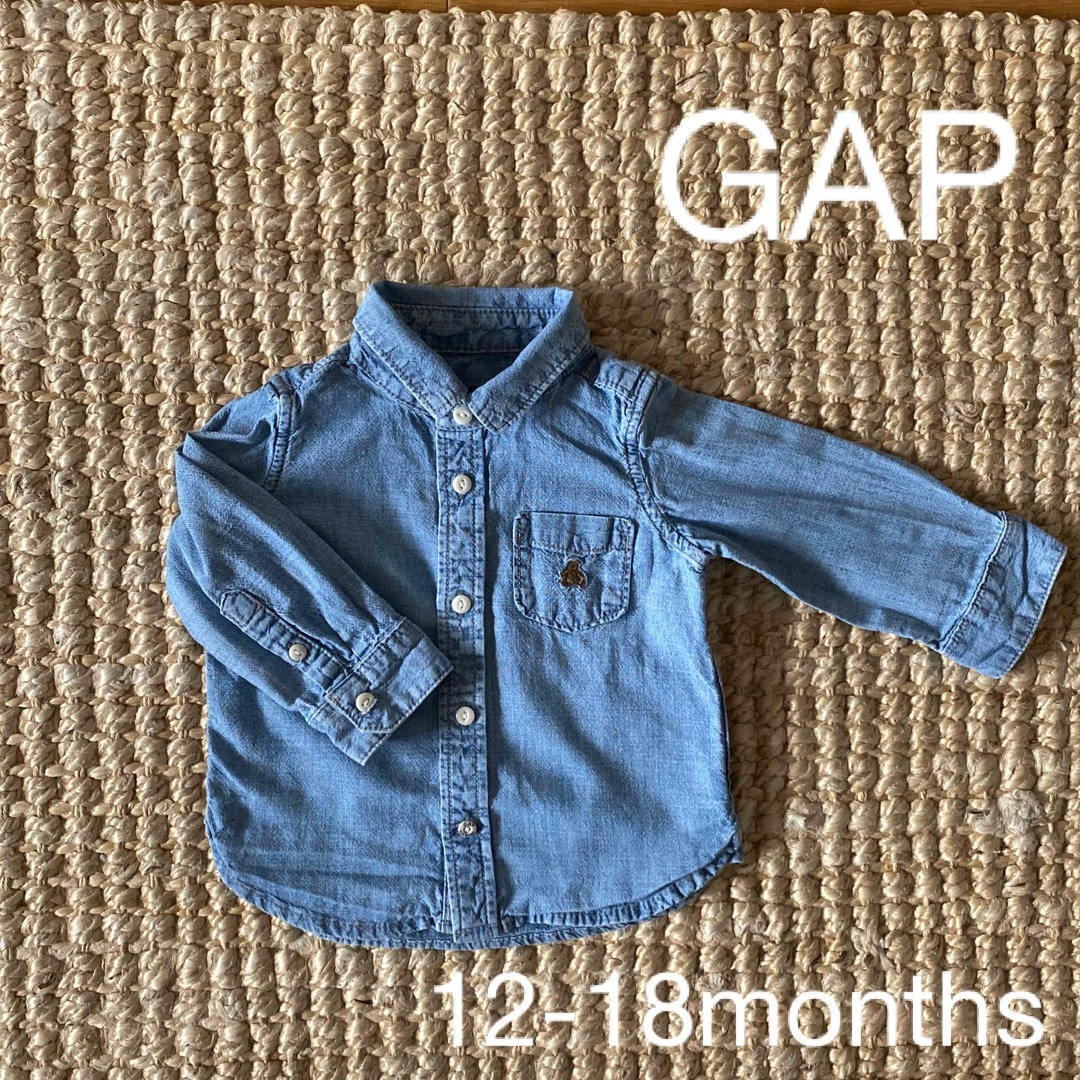 GAP(ギャップ)の⭐︎美品⭐︎【GAP】デニムシャツ 80cm ・12-18months キッズ/ベビー/マタニティのベビー服(~85cm)(シャツ/カットソー)の商品写真