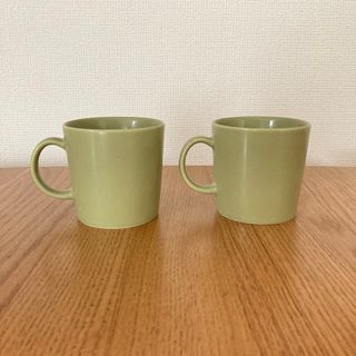 イッタラ(iittala)の廃盤色☆イッタラ☆ティーマ☆300mlマグカップ☆オリーブグリーン☆2個(食器)