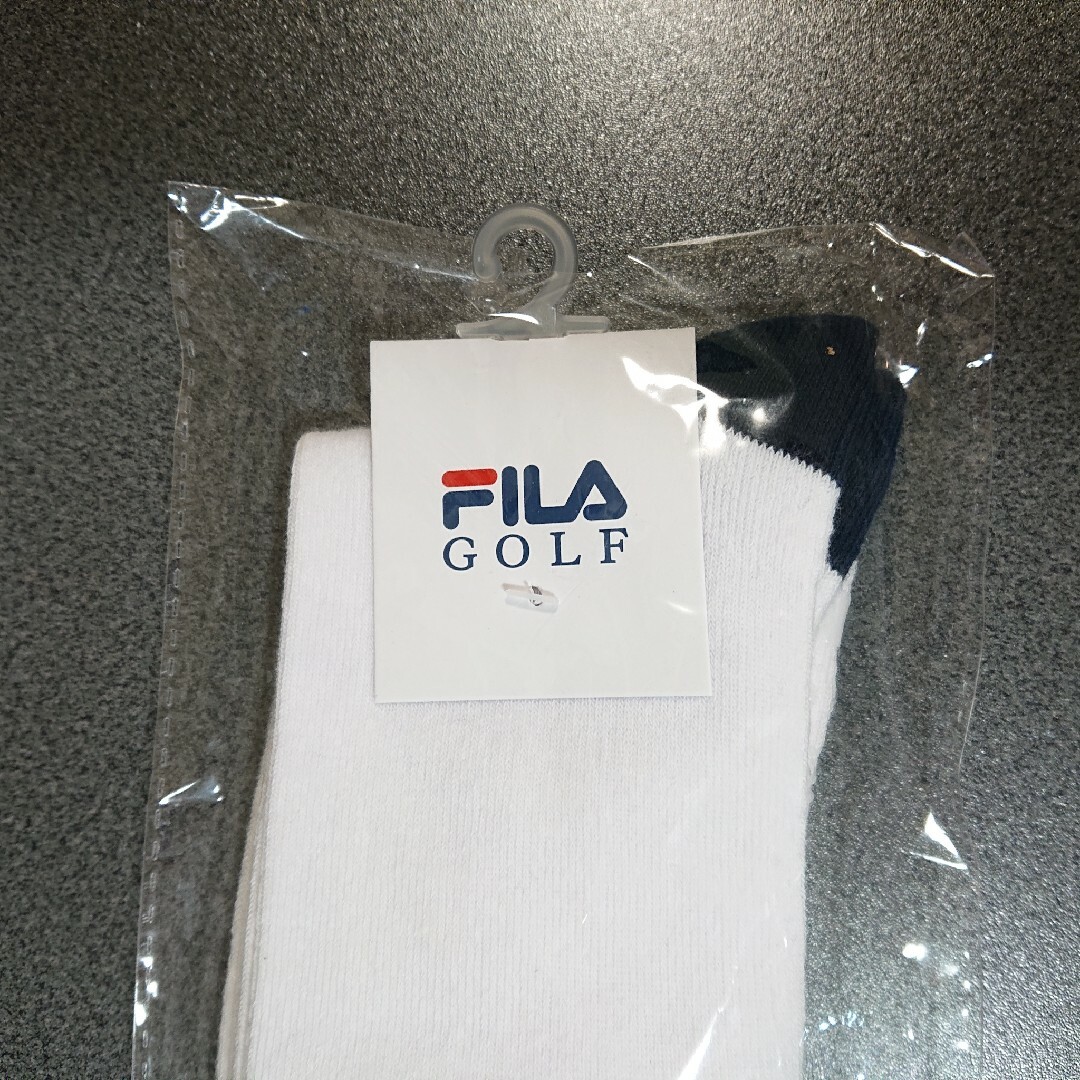 FILA(フィラ)の【FILA】白 ホワイト ライン ロゴ ハイソックス♪ スポーツ/アウトドアのゴルフ(ウエア)の商品写真