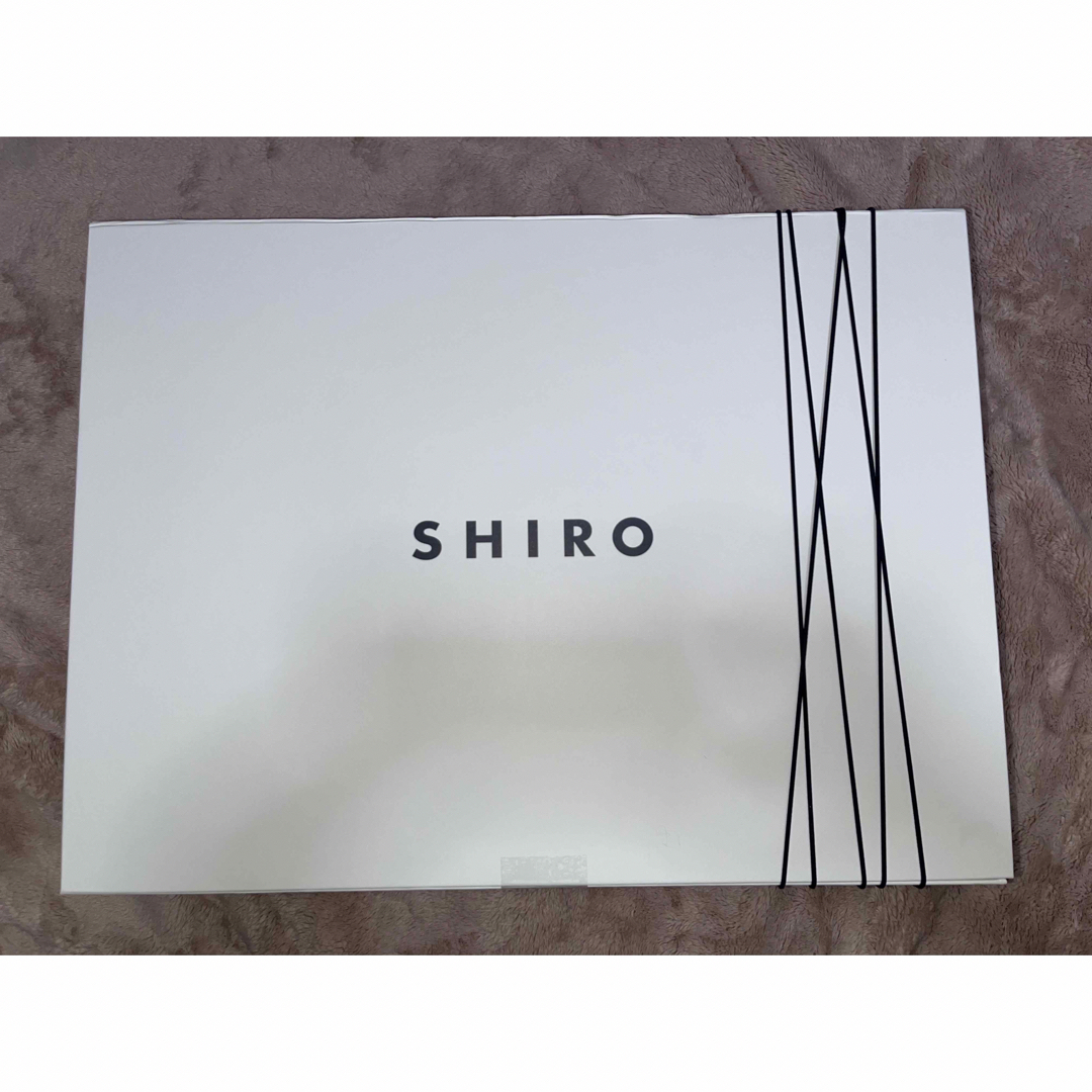 SHIRO 2023 クリスマス　コフレ アドベントカレンダー　コスメ