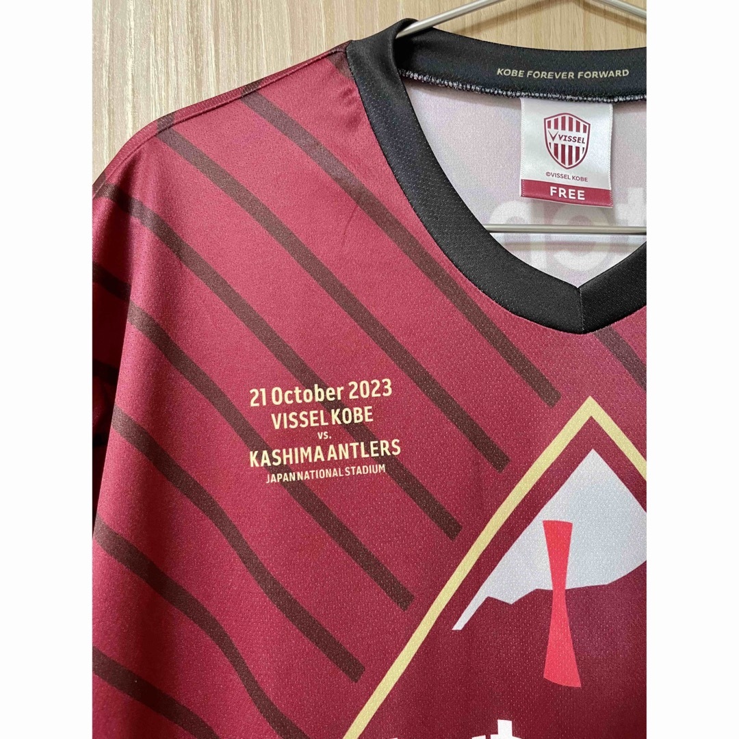 ⭐︎ヴィッセル神戸 レプリカユニフォームTシャツ　Vissel Kobe スポーツ/アウトドアのサッカー/フットサル(記念品/関連グッズ)の商品写真