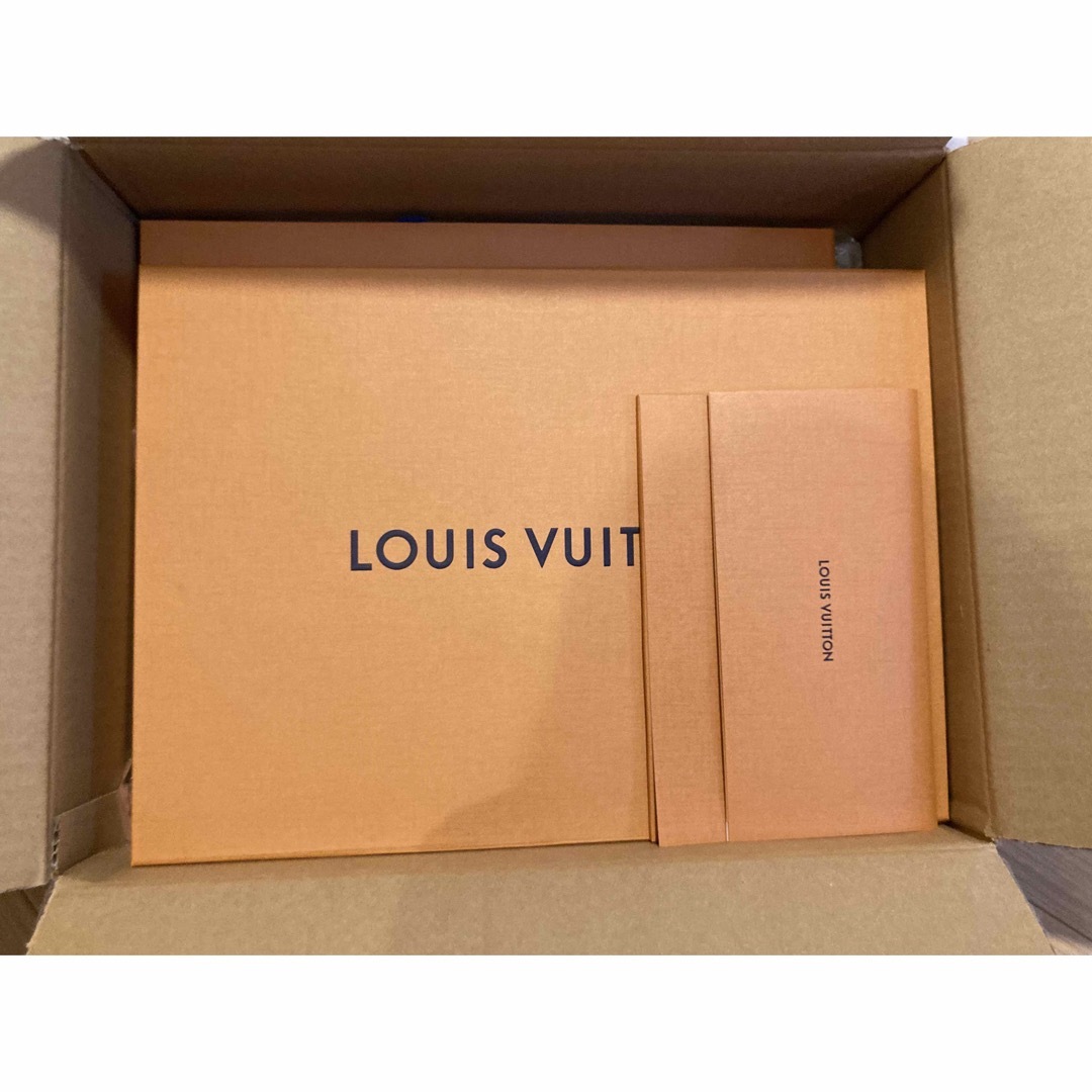 LOUIS VUITTON(ルイヴィトン)のルイヴィトン　ショッパー　箱 レディースのバッグ(ショップ袋)の商品写真