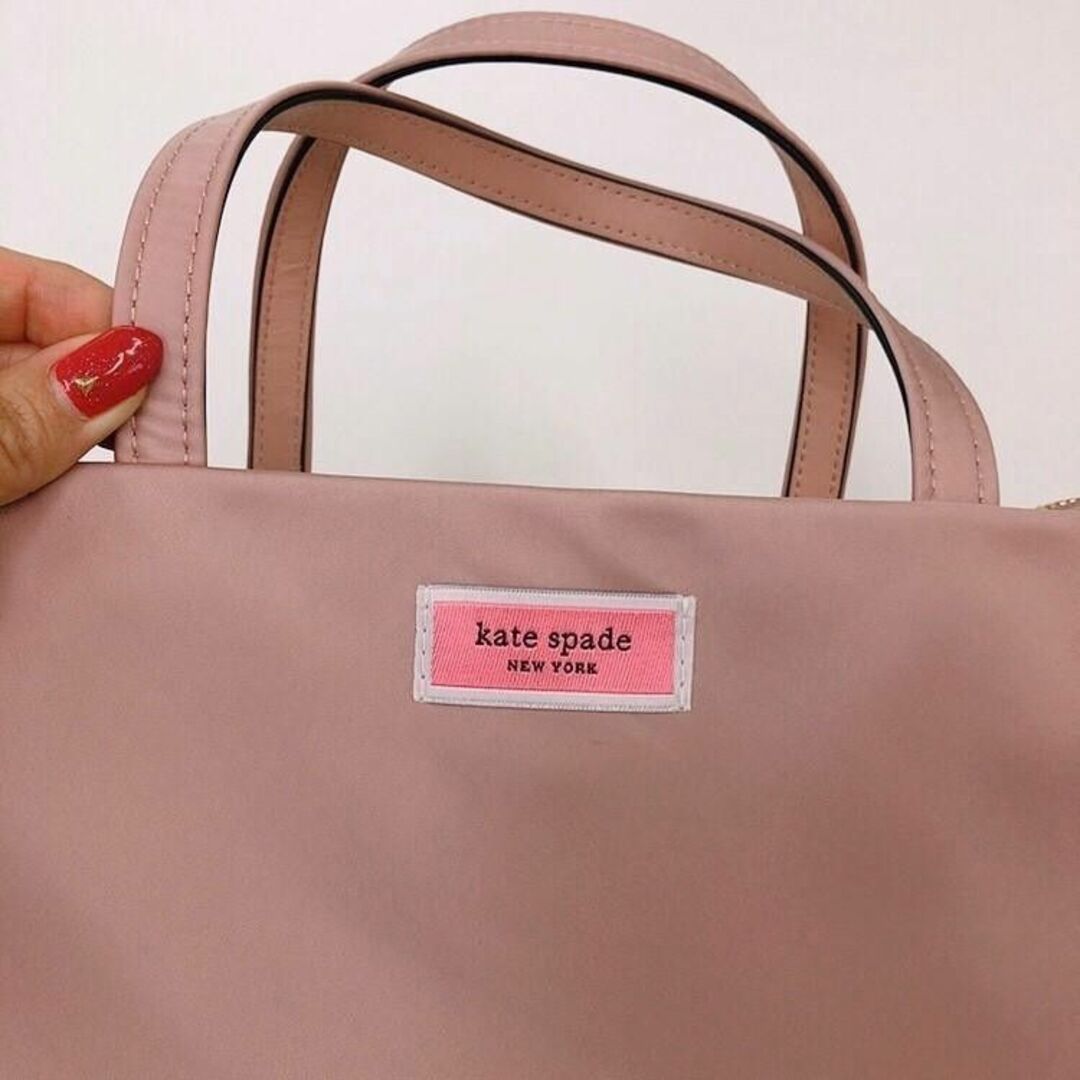 kate spade new york(ケイトスペードニューヨーク)のkate spade♡ナイロンミディアムサッチェル♡定番サム♡ケイトスペード レディースのバッグ(ハンドバッグ)の商品写真