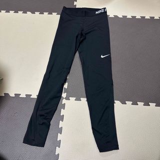 ナイキ(NIKE)のスポーツウェア　レギンス　タイツ　スパッツ　NIKE(トレーニング用品)