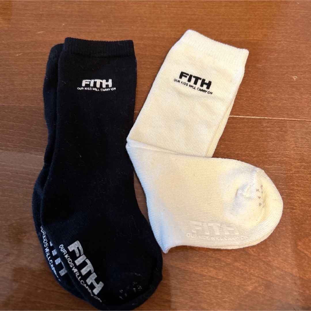 FITH(フィス)のフィス　靴下　ハイソックスセット キッズ/ベビー/マタニティのこども用ファッション小物(靴下/タイツ)の商品写真