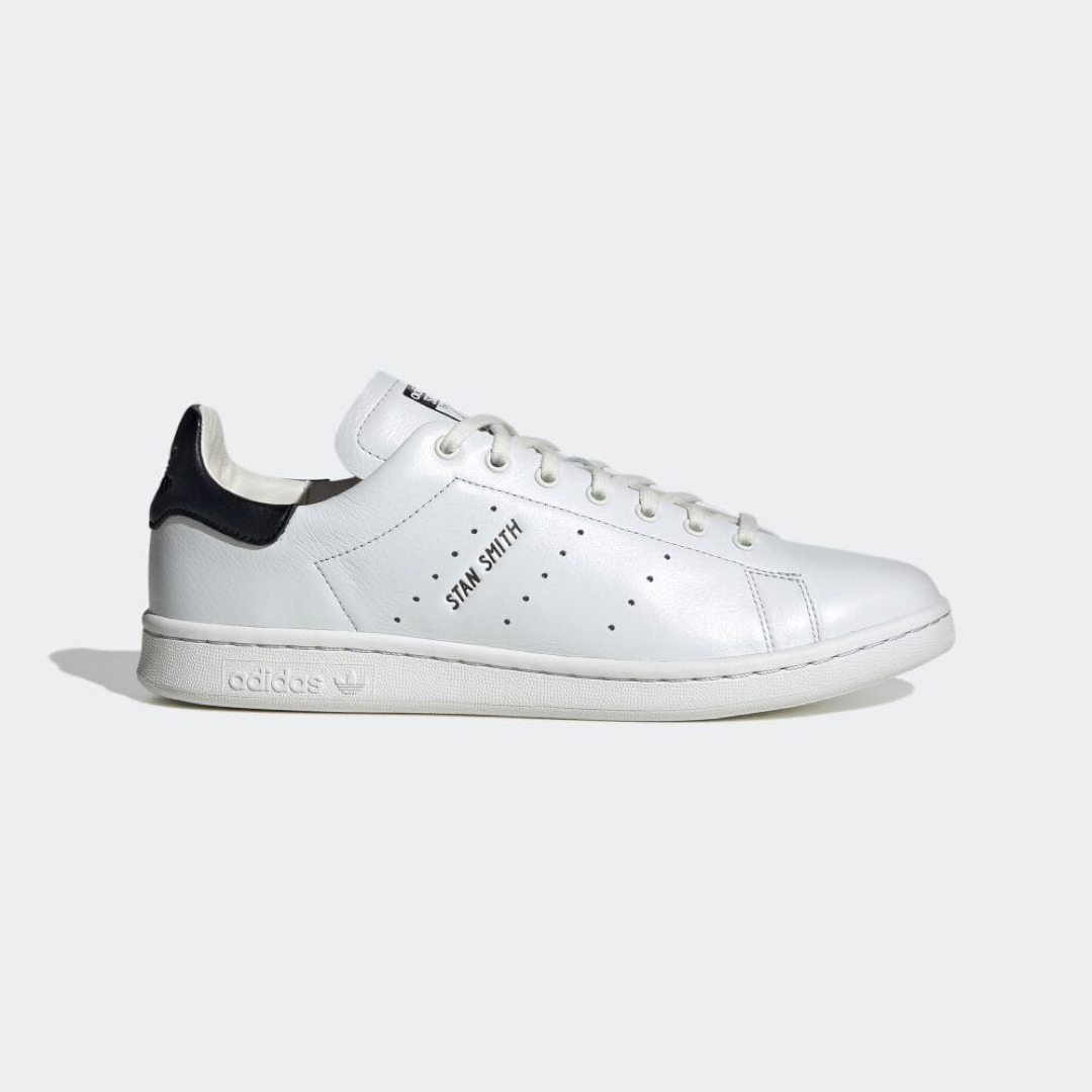 adidas(アディダス)のadidas アディダス STAN SMITH LUX スタンスミス ホワイト レディースの靴/シューズ(スニーカー)の商品写真