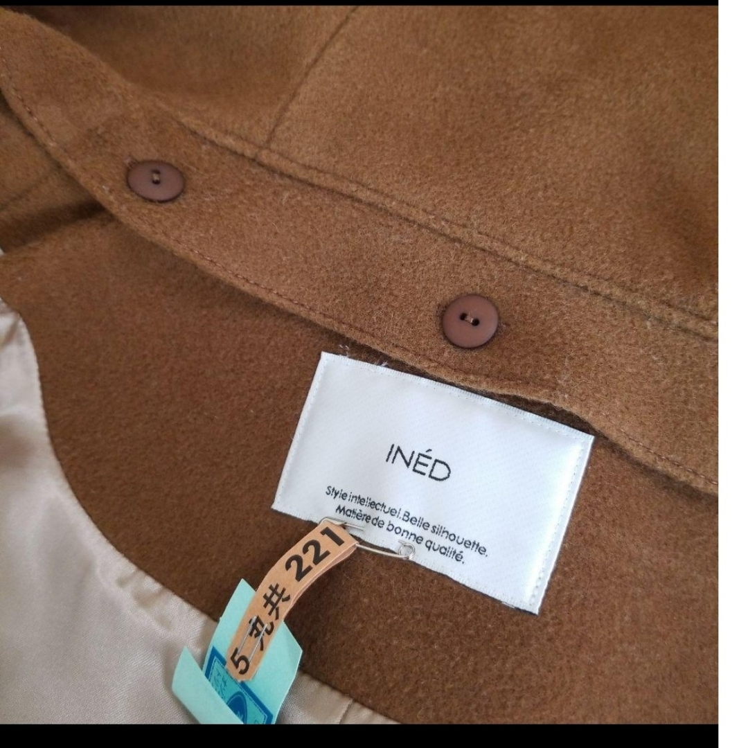 INED(イネド)の【クリーニング済】INED イネド ファーフード付きノーカラーコート レディースのジャケット/アウター(ロングコート)の商品写真