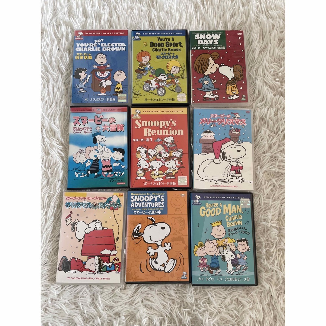 SNOOPY(スヌーピー)の❤️スヌーピー　SNOOPY DVD９本セット❤️ケース付き エンタメ/ホビーのDVD/ブルーレイ(アニメ)の商品写真