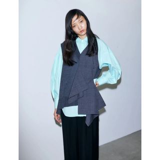 エンフォルド(ENFOLD)のENFOLDエンフォルド　2023AW WOVEN×KNIT VESTグレー新品(ベスト/ジレ)