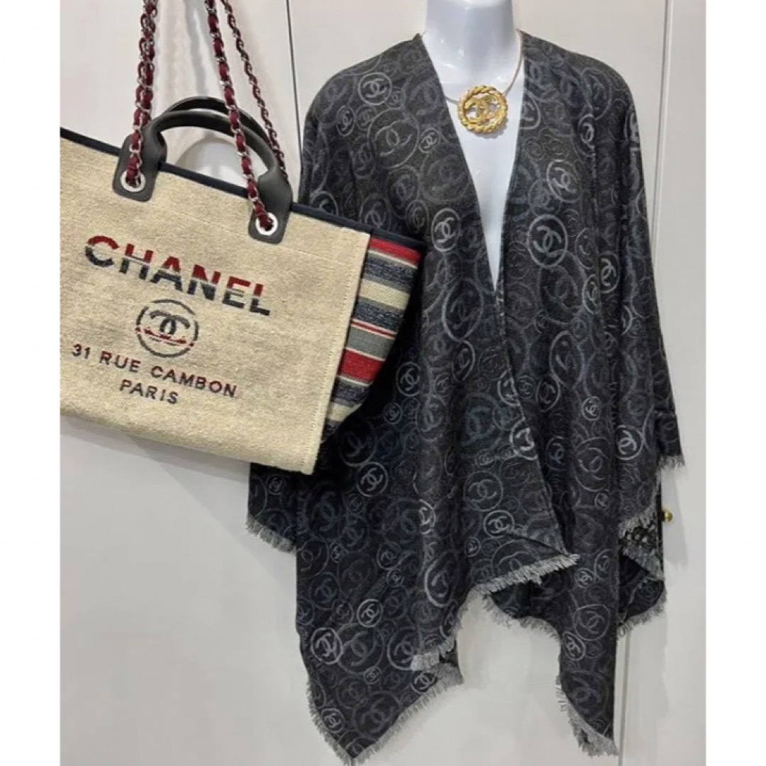 CHANEL(シャネル)のシャネルストール レディースのファッション小物(ストール/パシュミナ)の商品写真