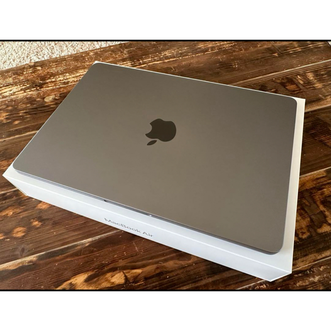 Applecare込 定価261600円 M2 macbookair 512GB10画面サイズ