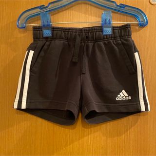 アディダス(adidas)のアディダス ショートパンツ 140(パンツ/スパッツ)