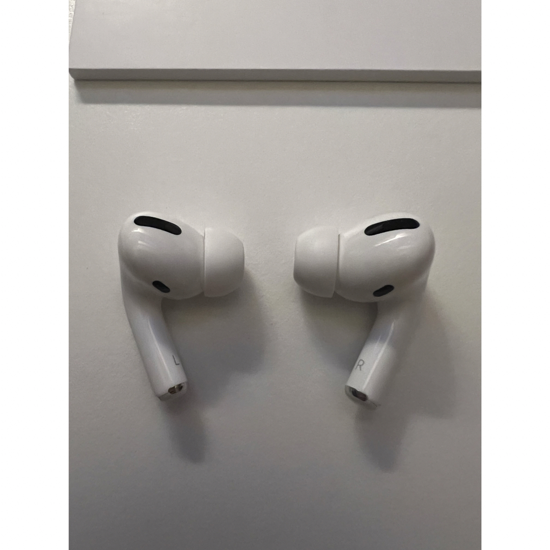 防水防滴ヘッドホン構造アップル AirPods Pro MLWK3J/A