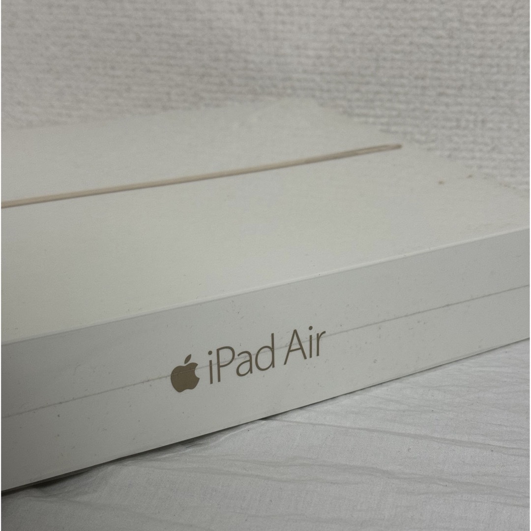 Apple(アップル)のiPad Air 2 ゴールド 64GB スマホ/家電/カメラのPC/タブレット(タブレット)の商品写真