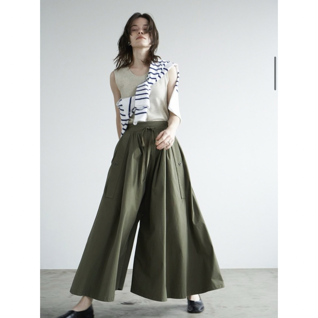 CLANE(クラネ)のCLANE 2WAY volume military skirt レディースのスカート(ロングスカート)の商品写真