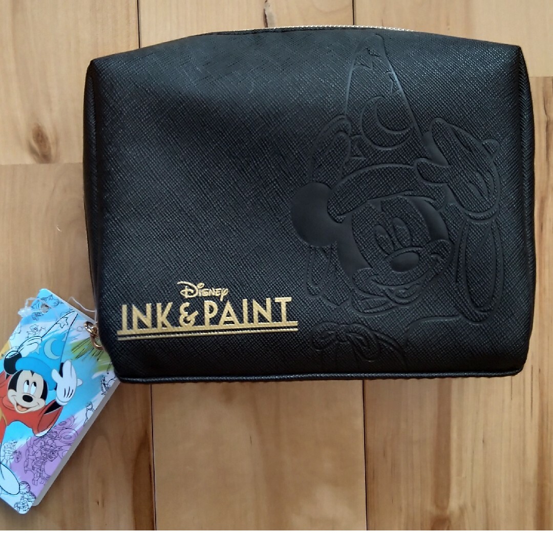 Disney(ディズニー)の【新品】ディズニーファンタジア ミッキー誕生日ポーチ レディースのファッション小物(ポーチ)の商品写真