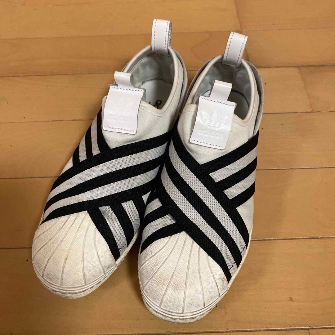 adidas スリッポン 23cm