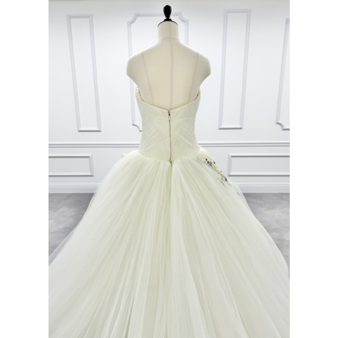 ヴェラウォン VERA WANG BRIDE リサ Lisa プリンセスライン ウェディングドレス アイボリー ホワイト レディースのフォーマル/ドレス(ウェディングドレス)の商品写真