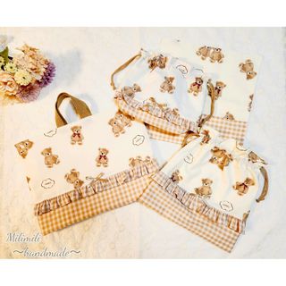 入園入学グッズ　ハンドメイド　レッスンバッグ　巾着　テディベア　くま　女の子(外出用品)