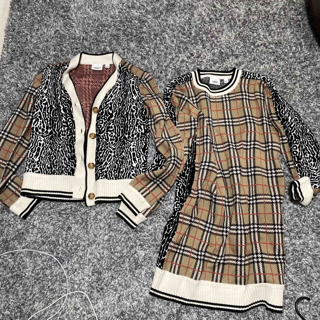 BURBERRY(バーバリー)の現行タグUK4BURBERRY s ニットカーディガン レディースのトップス(カーディガン)の商品写真