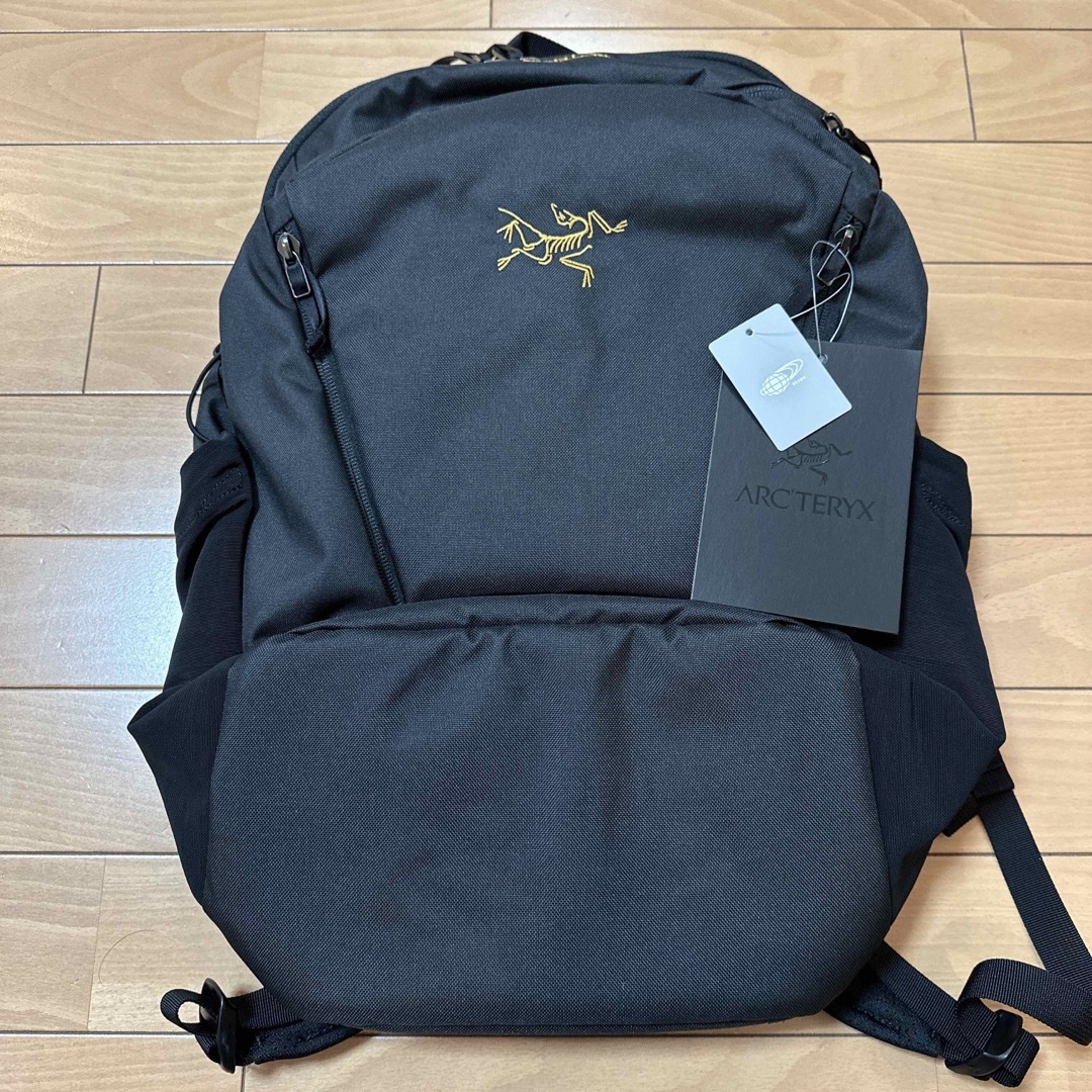 ARC'TERYX(アークテリクス)の新品完売品ARC’TERYXアークテリクス mantis26 マンティスブラック レディースのバッグ(リュック/バックパック)の商品写真