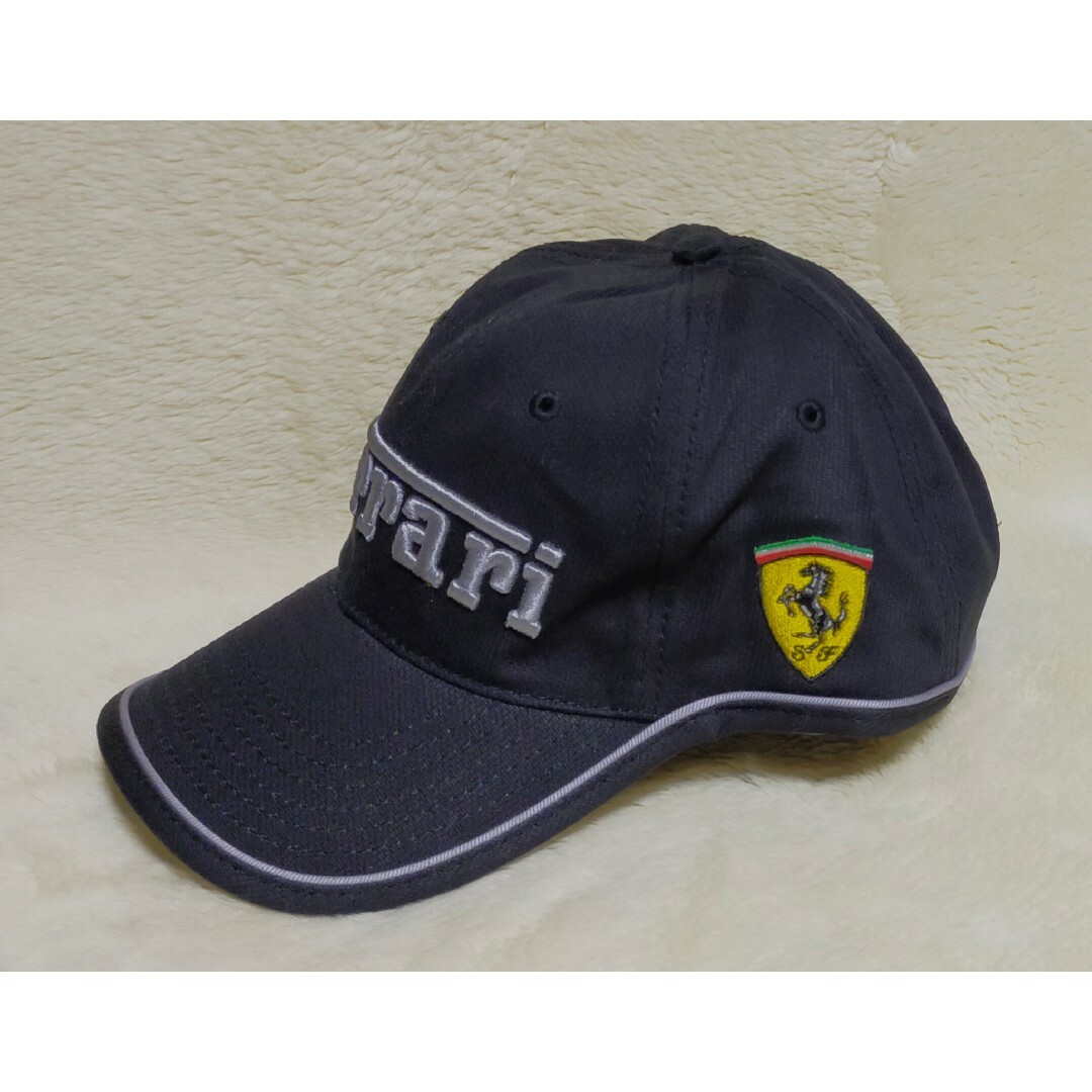 Ferrari(フェラーリ)の新品★フェラーリ ★キャップ★黒☆ メンズの帽子(キャップ)の商品写真