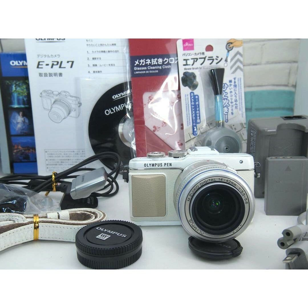 OLYMPUS   Wi Fi搭載&自撮りオリンパスペン E PL7標準