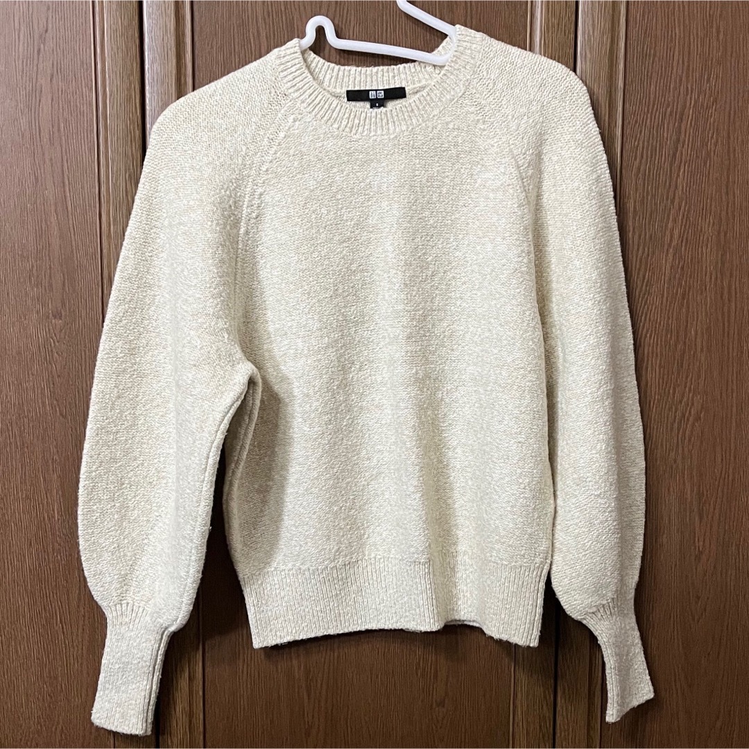 UNIQLO(ユニクロ)のユニクロ　ニット　Sサイズ　パフスリーブクルーネックセーター（長袖） レディースのトップス(ニット/セーター)の商品写真