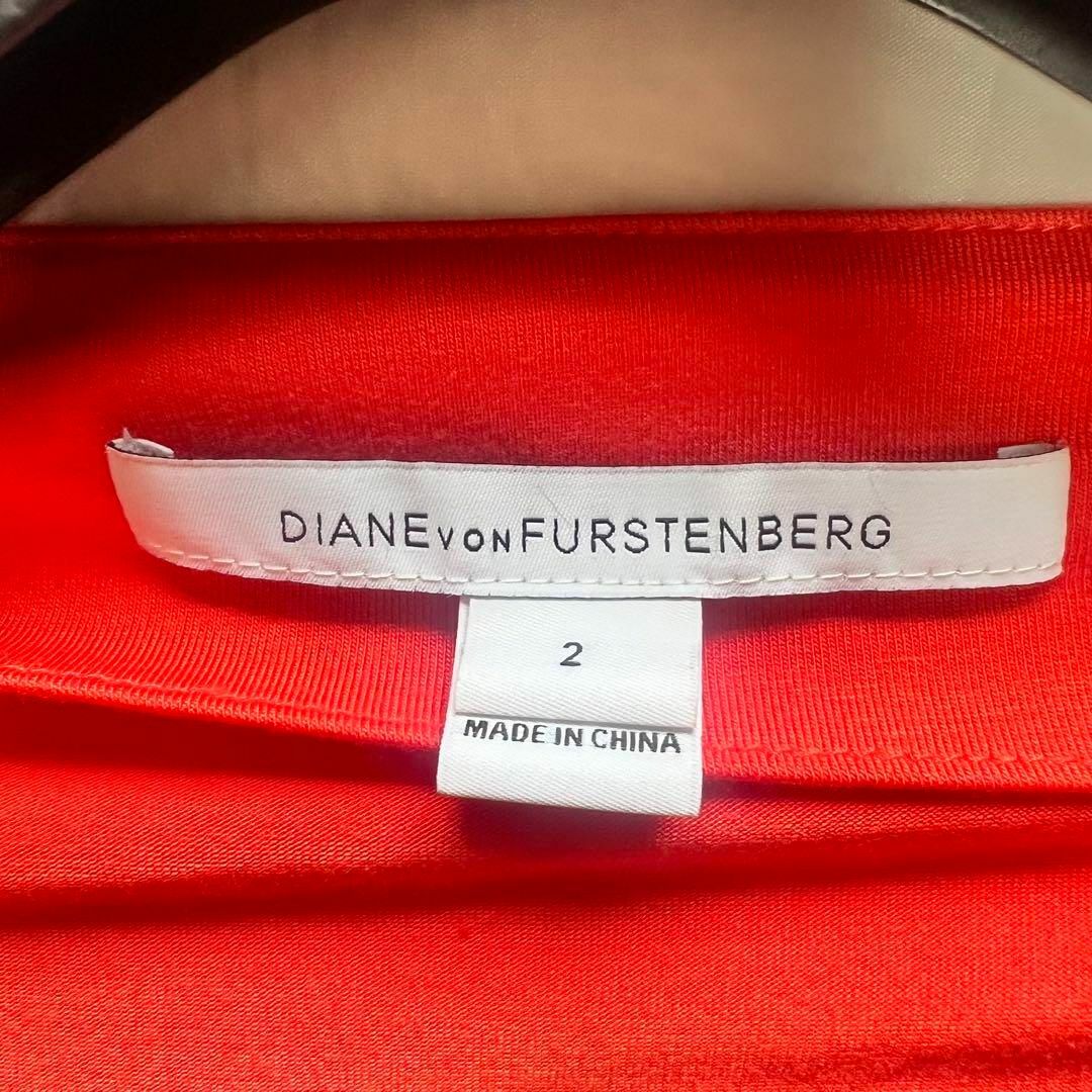 DIANE von FURSTENBERG(ダイアンフォンファステンバーグ)の【美品】DIANEvonFURSTENBERG 膝丈ワンピース 2 オレンジ M レディースのワンピース(ひざ丈ワンピース)の商品写真