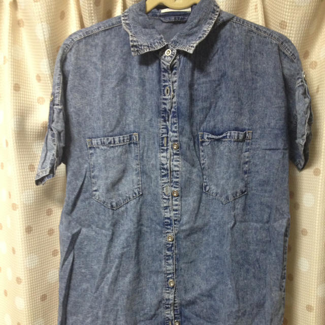 SPINNS(スピンズ)のシャツ レディースのトップス(シャツ/ブラウス(半袖/袖なし))の商品写真