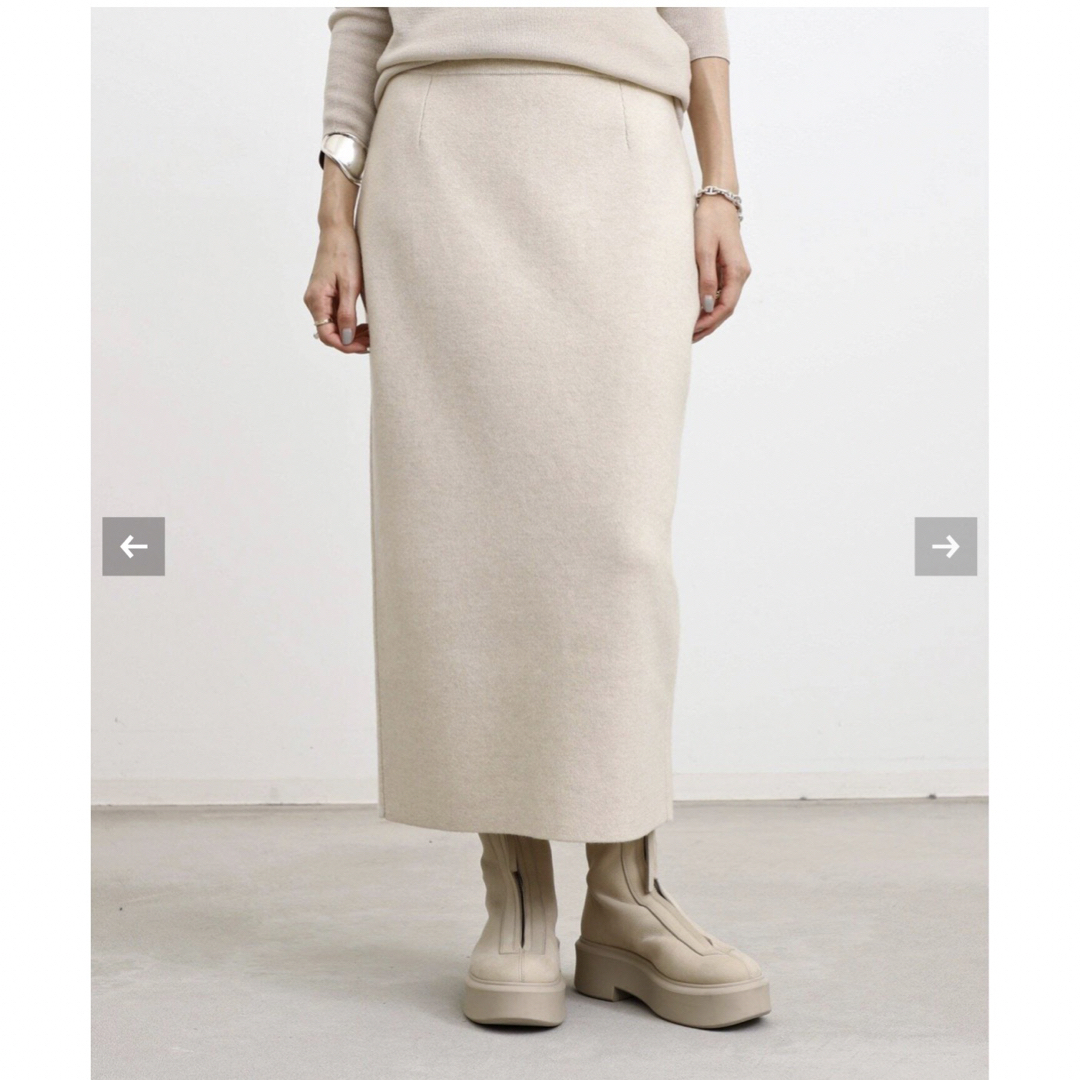 L'Appartement DEUXIEME CLASSE(アパルトモンドゥーズィエムクラス)のmamamaさまご専用　今季完売品　Knit Skirt  ホワイト レディースのスカート(ロングスカート)の商品写真