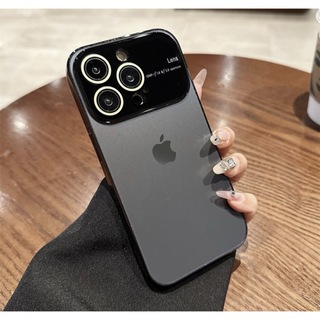 iPhone15 Pro Max ガラスレンズカバー付き保護ケース　黒色(iPhoneケース)