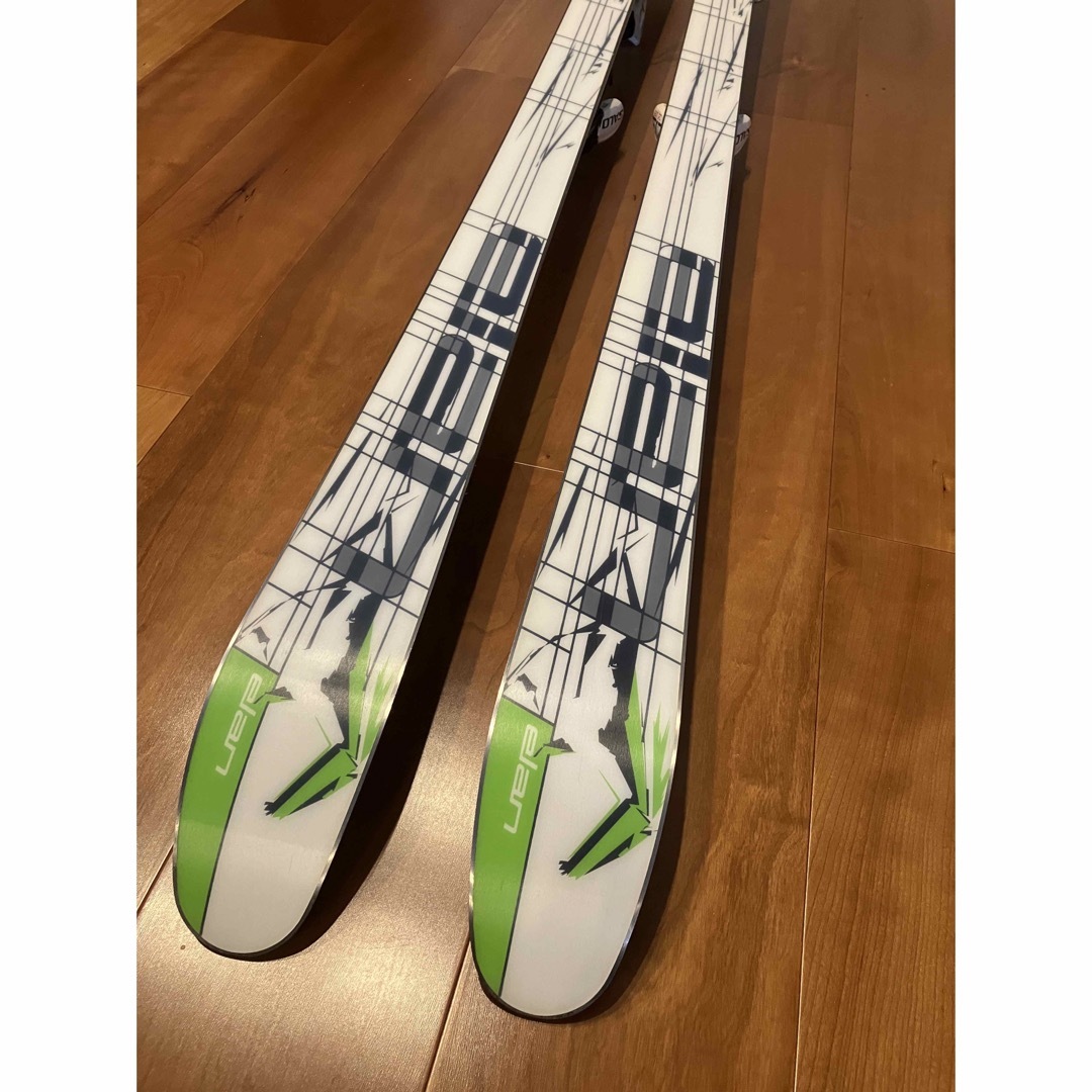 Elan(エラン)のELAN MOGULS 170cm エラン モーグル　ブラッドライン スポーツ/アウトドアのスキー(板)の商品写真
