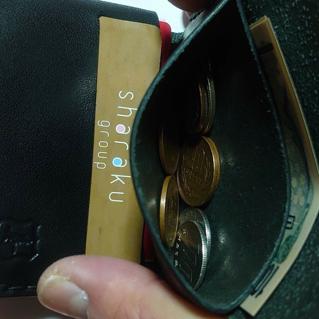 総手縫いレザーコンパクト ウォレット ミニマル財布 小さな財布 メンズのファッション小物(折り財布)の商品写真