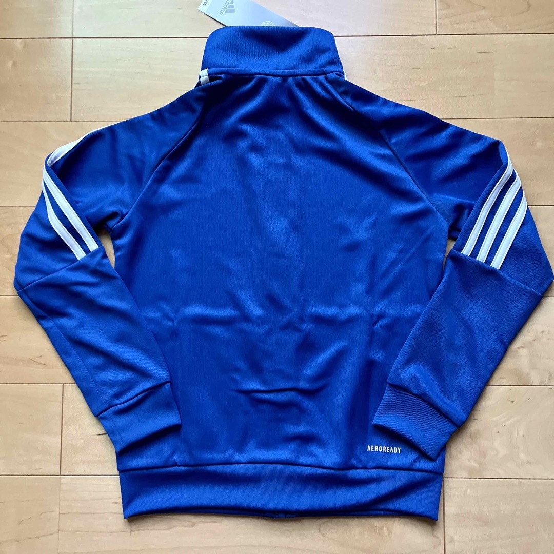 adidas(アディダス)のジャージ アディダス adidas 青 キッズ 130cm ☆新品未使用 キッズ/ベビー/マタニティのキッズ服男の子用(90cm~)(ジャケット/上着)の商品写真