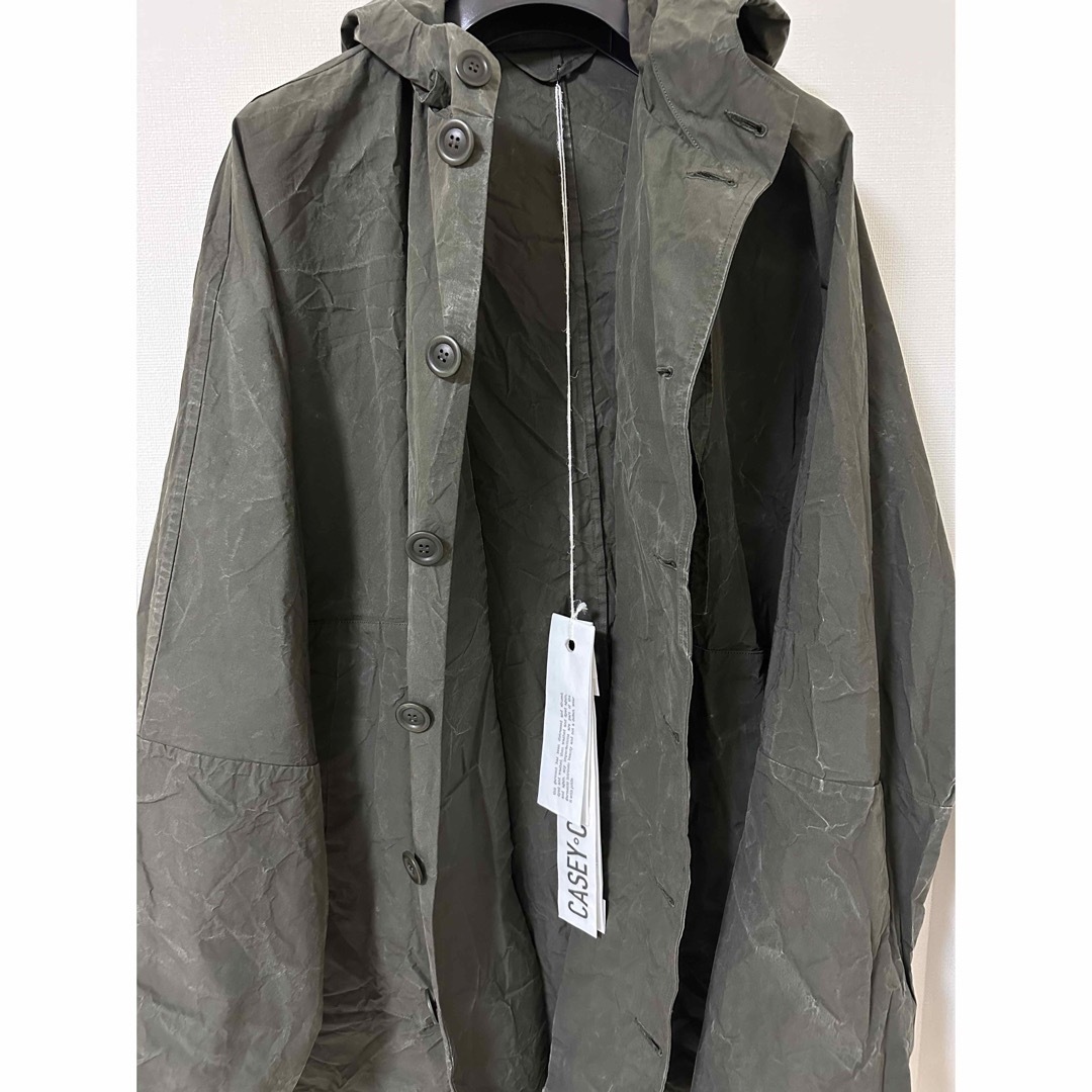 CASEY CASEY(ケイシーケイシー)のCASEY CASEY  SHORT 3PCS COAT KHAKI ケイシー メンズのジャケット/アウター(ミリタリージャケット)の商品写真