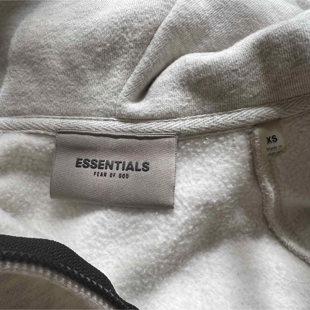 FEAR OF GOD - レア☆FOG essentials ジップパーカーの通販 by bbk