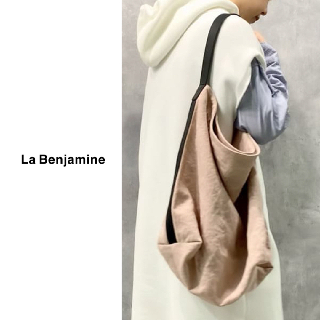 JOURNAL STANDARD(ジャーナルスタンダード)のLa Benjamine（ラ ベンジャミン）| ONE HANDLE TOTE レディースのバッグ(ショルダーバッグ)の商品写真