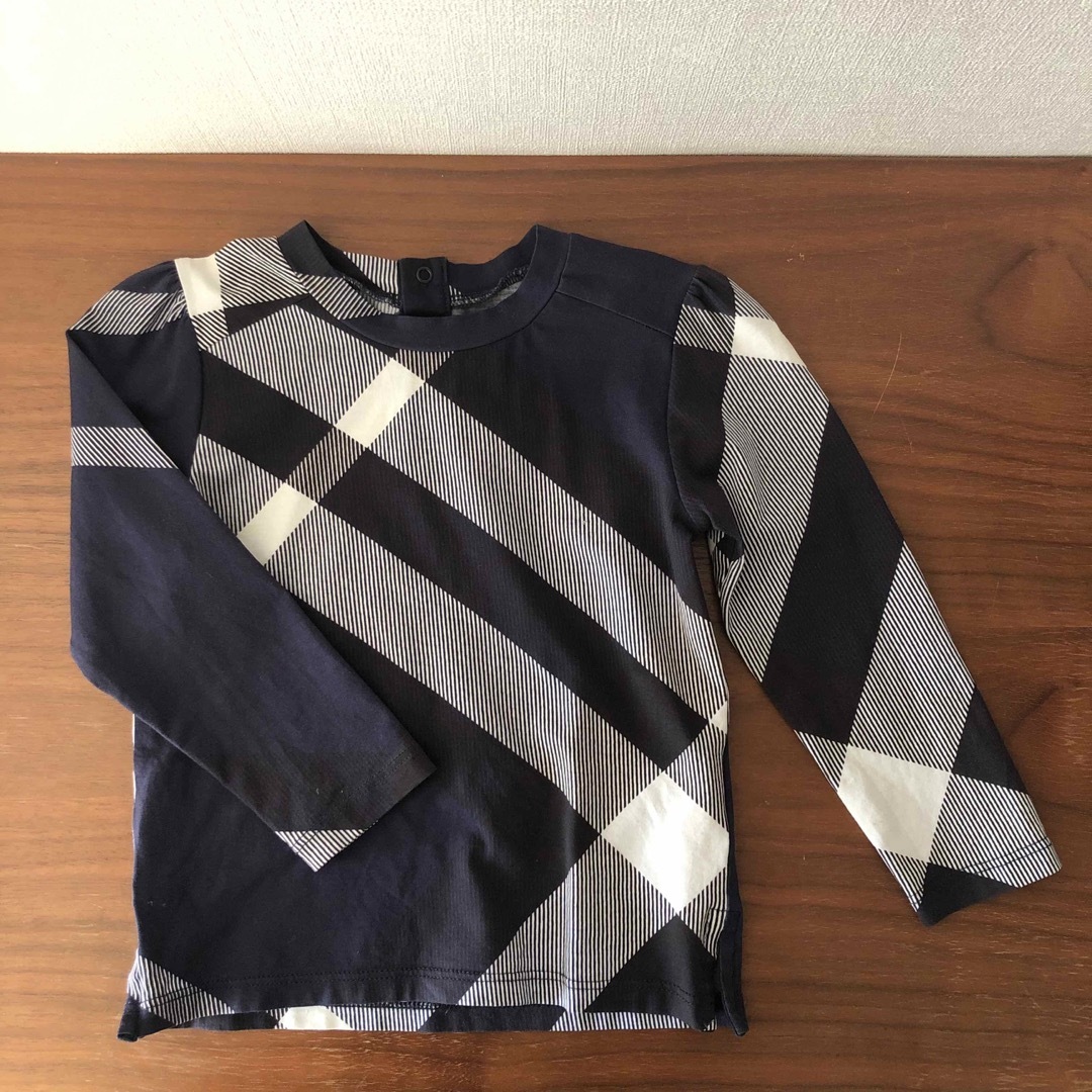 BURBERRY(バーバリー)のバーバリー  ロンT カットソー キッズ/ベビー/マタニティのベビー服(~85cm)(シャツ/カットソー)の商品写真