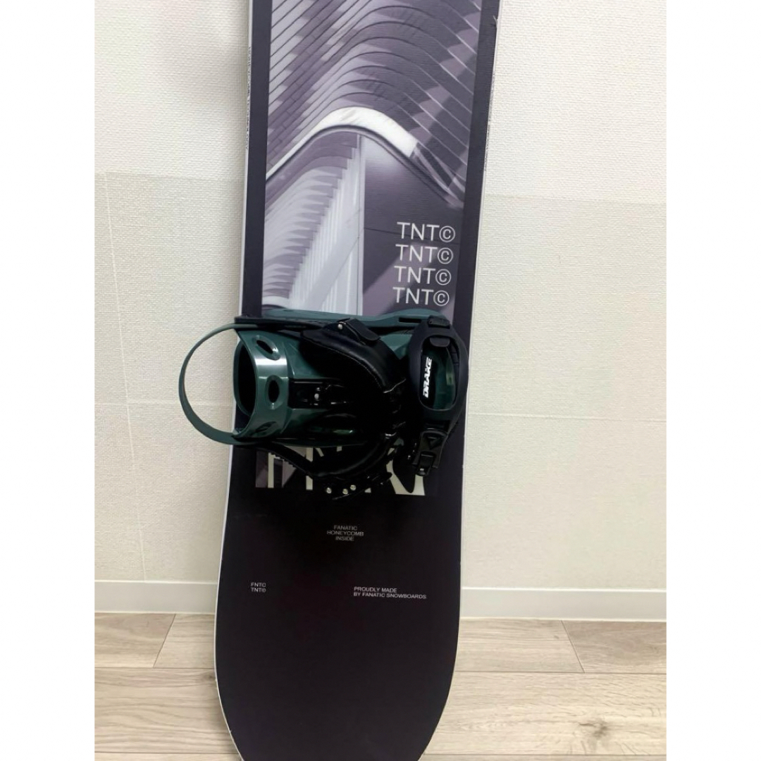 FNTC - 【スノボー先生オススメ‼️】FNTC TNTC 21-22 153cmの通販 by