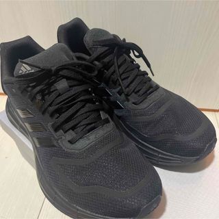 アディダス(adidas)のadidas スニーカー 黒 24.5(スニーカー)