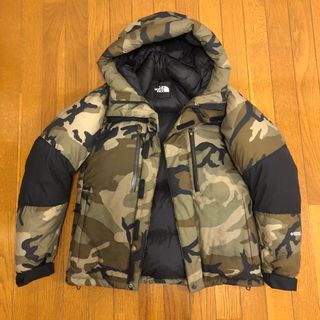 ノースフェイス(THE NORTH FACE) 迷彩 ダウンジャケット(メンズ)の通販