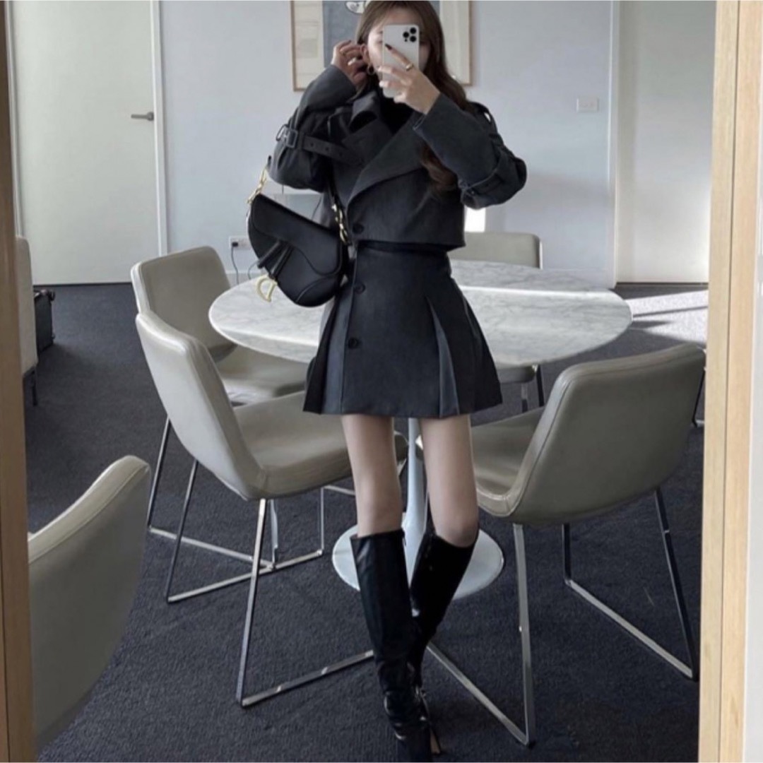 MAVIMOON Short Trench Coat+Short Skirtの通販 by りりり|ラクマ