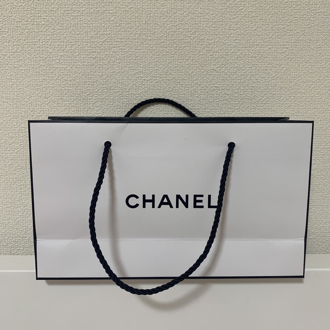 CHANEL(シャネル)のCHANEL ホリデーギフトボックス&ショップ袋 レディースのバッグ(ショップ袋)の商品写真