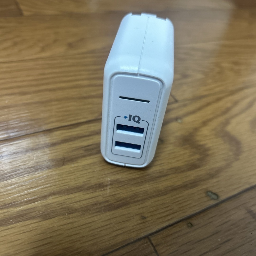 Anker(アンカー)のAnker PowerPort 2 Elite (箱無し) スマホ/家電/カメラのスマートフォン/携帯電話(バッテリー/充電器)の商品写真