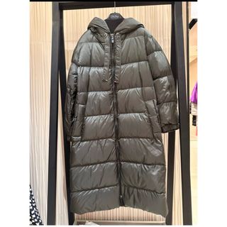 Max Mara - MAXMARA THECUBE テクニカルロング ダウンケープ滝沢眞規子