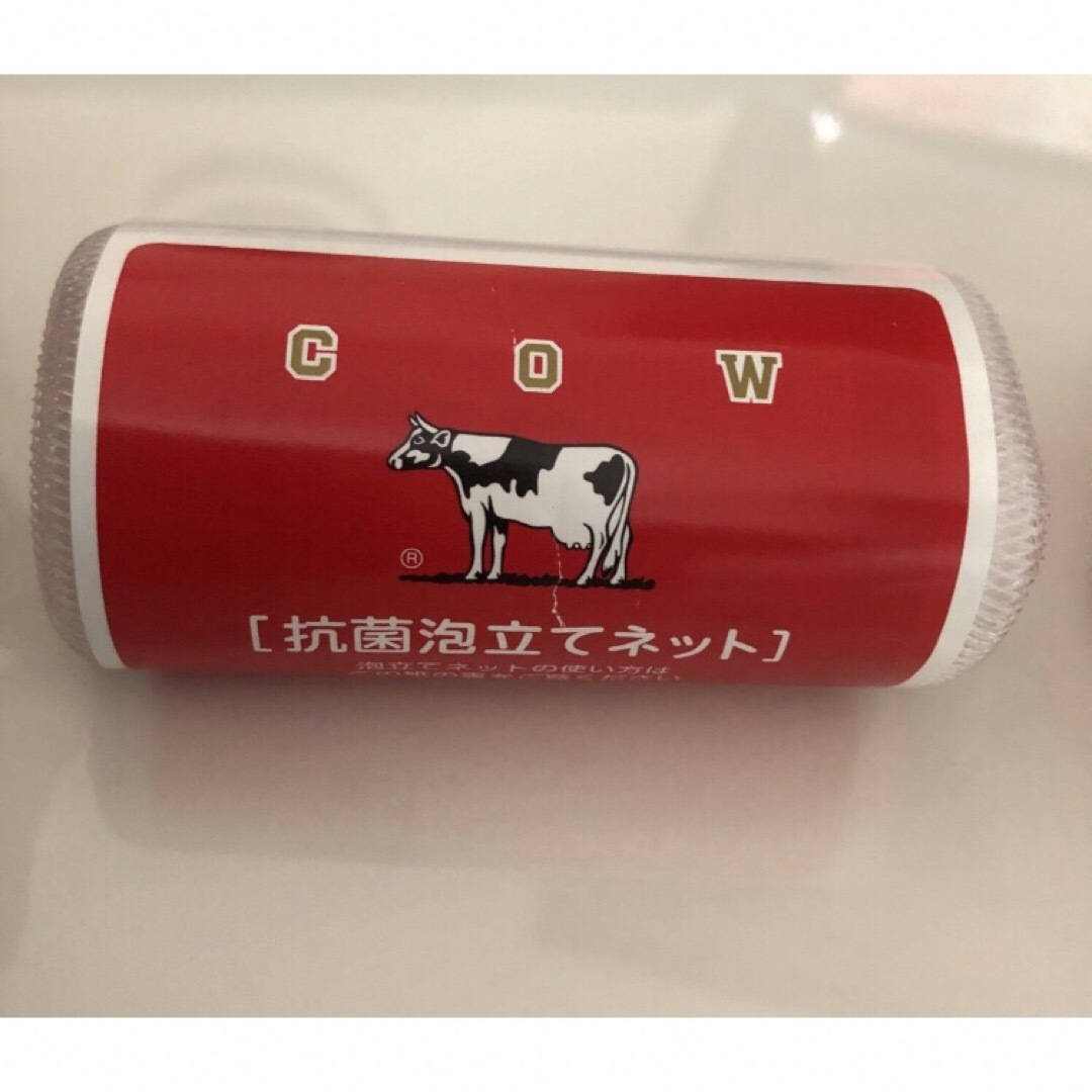 COW(カウブランド)の赤箱ビューティークリーム＆赤箱ミニハート缶＆泡立てネット コスメ/美容のボディケア(ボディクリーム)の商品写真