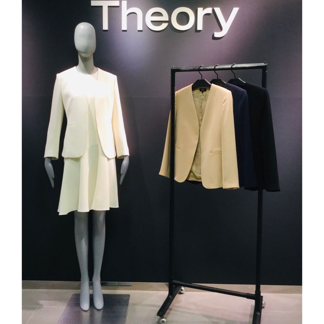 theory 華やかClassic Crepe ワンピーススーツ 白 2 theory 華やかClassic Crepe ワンピーススーツ 白 2