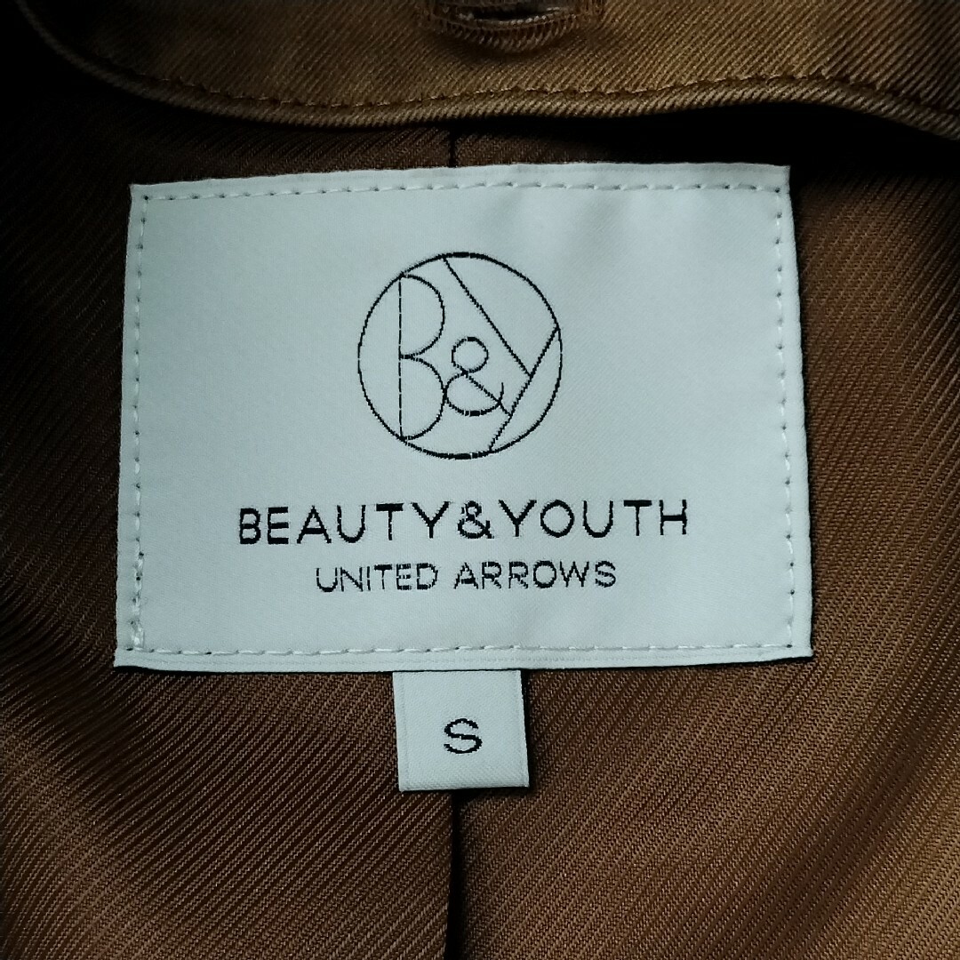 BEAUTY&YOUTH UNITED ARROWS(ビューティアンドユースユナイテッドアローズ)のビューティアンドユース ユナイテッドアローズ　トレンチコート　ブラウン メンズのジャケット/アウター(トレンチコート)の商品写真